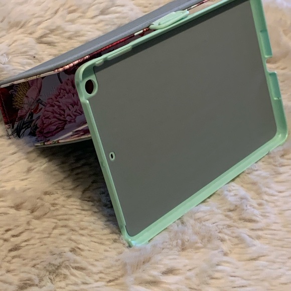 iPad mini case - Picture 3 of 10